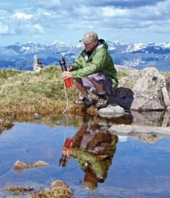 Katadyn Vario Microfilter -Wilderness Adventure katadyn vario microfilter action