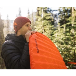 Thermarest ProLite Apex Sleeping Pad -Wilderness Adventure thermarest prolite apex sleeping pad 3