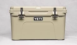 YETI Tundra 45 - Extreme Duty Cooler -Wilderness Adventure yeti tundra 45t f